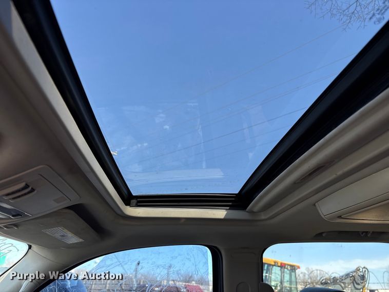 image for item FB8619 2012 Chevrolet Suburban SUV