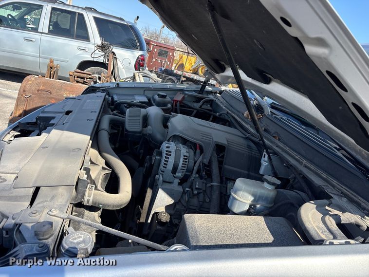 image for item FB8619 2012 Chevrolet Suburban SUV