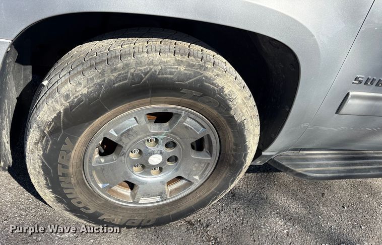image for item FB8619 2012 Chevrolet Suburban SUV