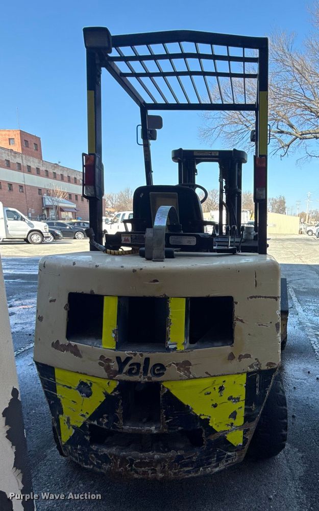 image for item FB8621 2002 Yale GLP060ZG forklift