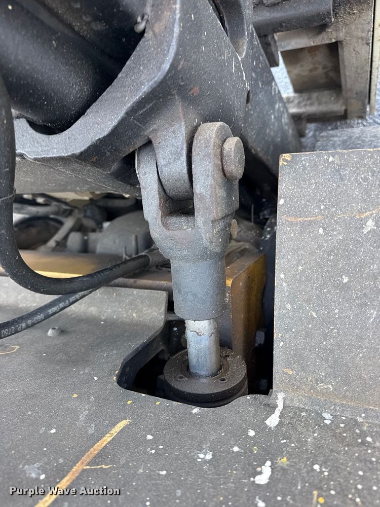 image for item FB8621 2002 Yale GLP060ZG forklift