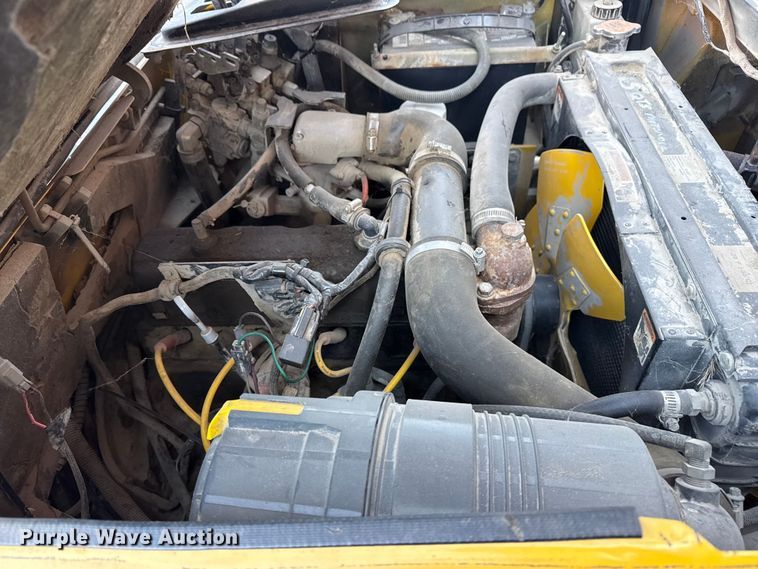 image for item FB8621 2002 Yale GLP060ZG forklift