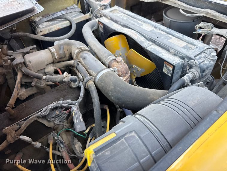 image for item FB8621 2002 Yale GLP060ZG forklift