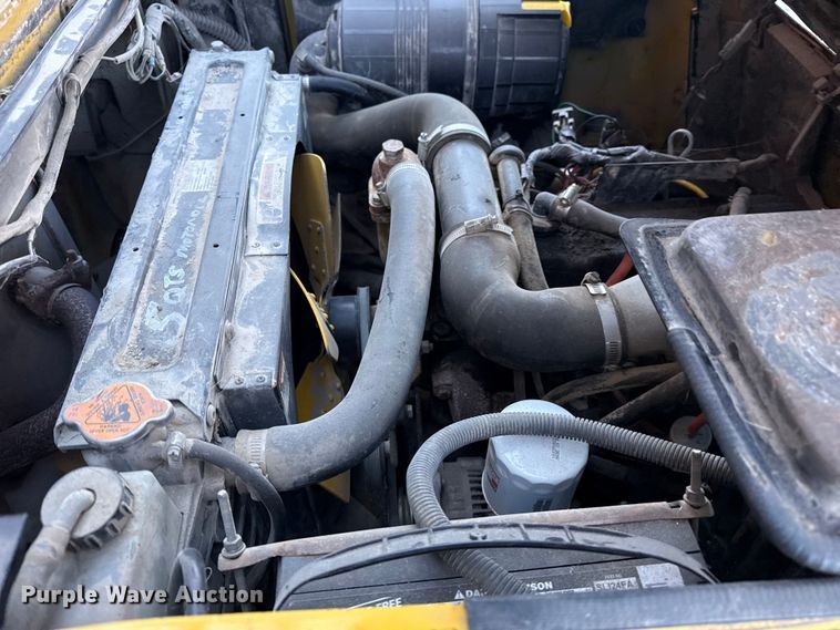 image for item FB8621 2002 Yale GLP060ZG forklift