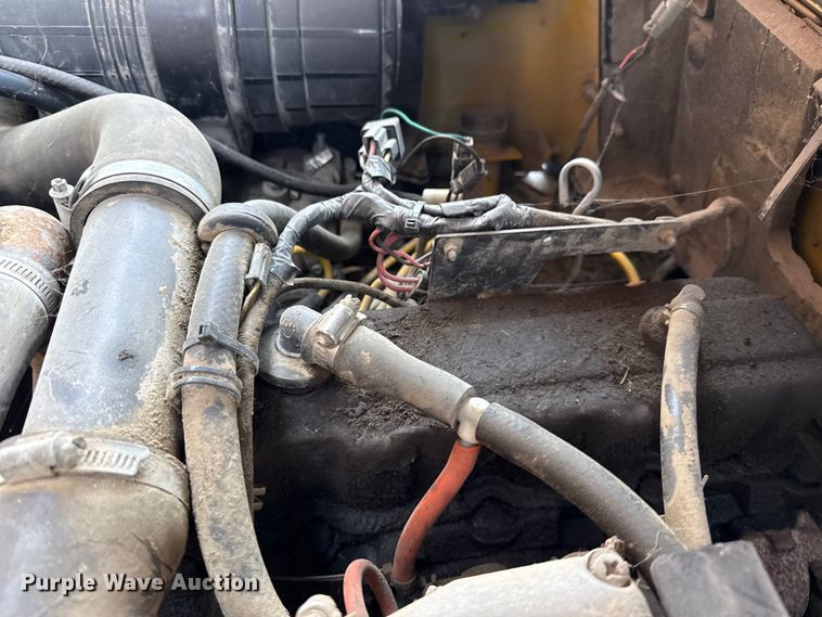 image for item FB8621 2002 Yale GLP060ZG forklift