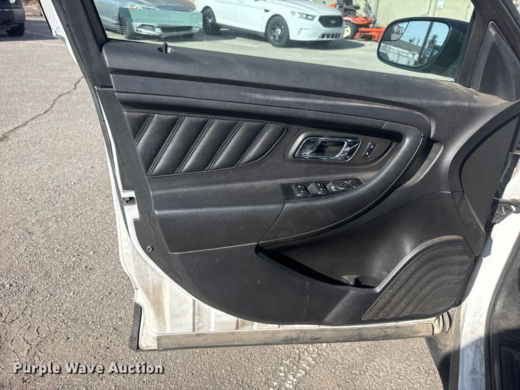 image for item FB8623 2013 Ford Taurus Police Interceptor 