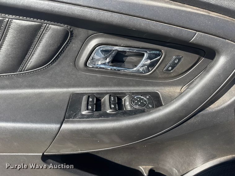 image for item FB8623 2013 Ford Taurus Police Interceptor 