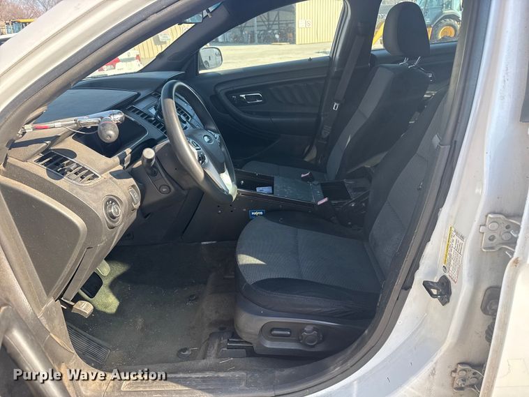 image for item FB8623 2013 Ford Taurus Police Interceptor 