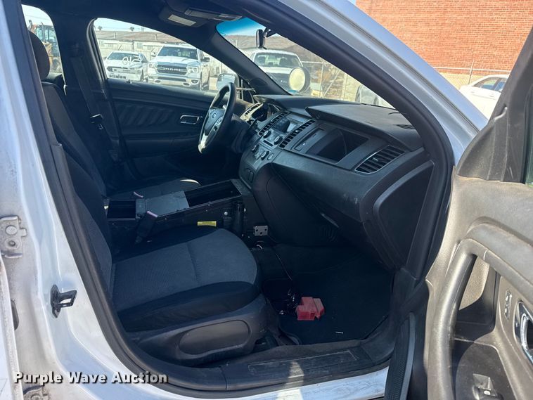 image for item FB8623 2013 Ford Taurus Police Interceptor 