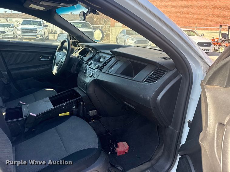 image for item FB8623 2013 Ford Taurus Police Interceptor 