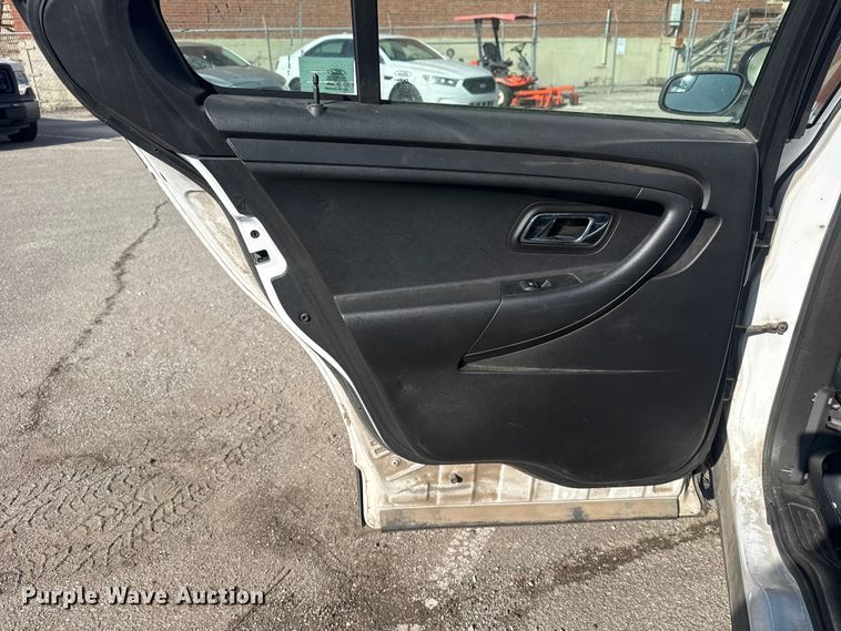image for item FB8623 2013 Ford Taurus Police Interceptor 