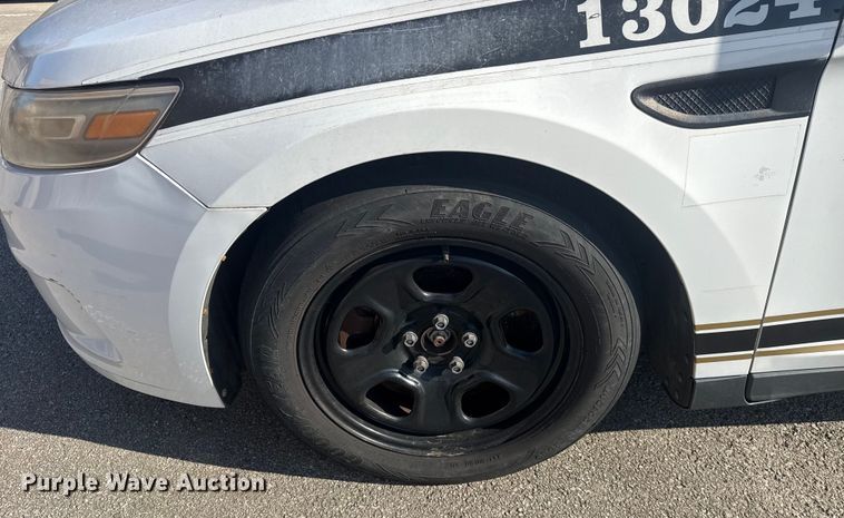 image for item FB8623 2013 Ford Taurus Police Interceptor 
