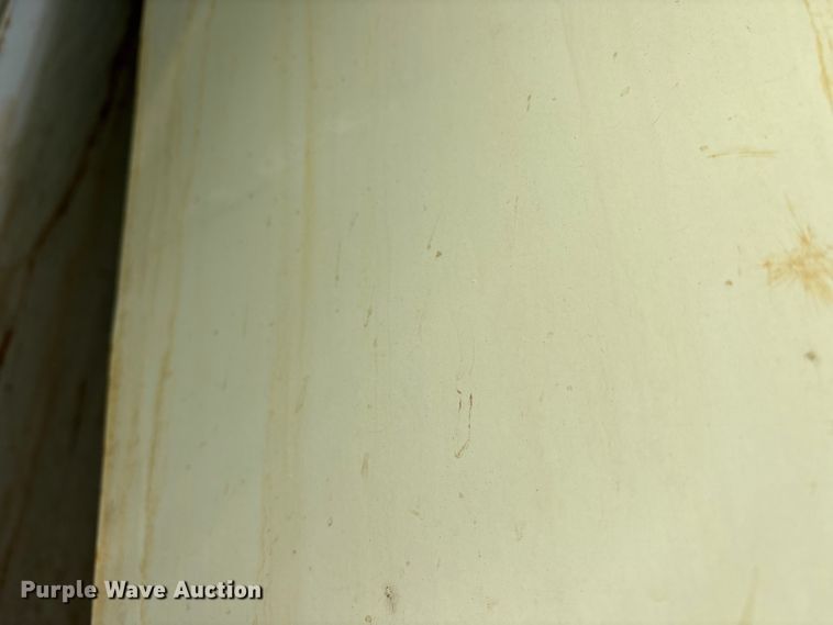 image for item FB8624 2011 International SF625 dump truck