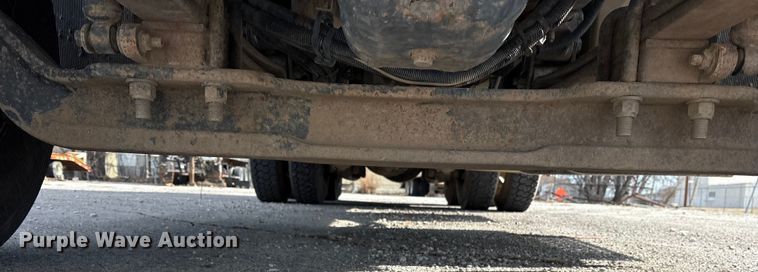 image for item FB8624 2011 International SF625 dump truck