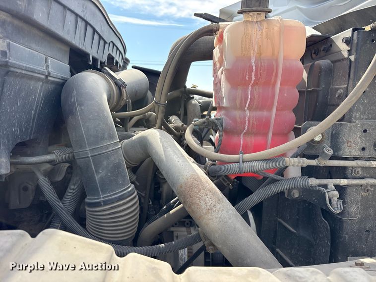 image for item FB8624 2011 International SF625 dump truck