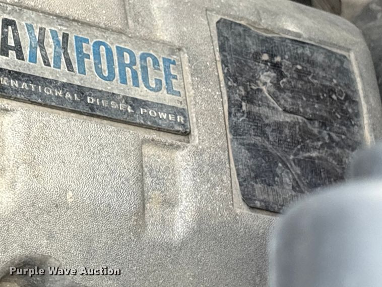 image for item FB8624 2011 International SF625 dump truck