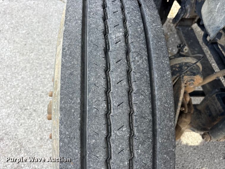 image for item FB8624 2011 International SF625 dump truck