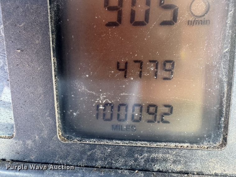 image for item FB8625 2002 John Deere 624H wheel loader