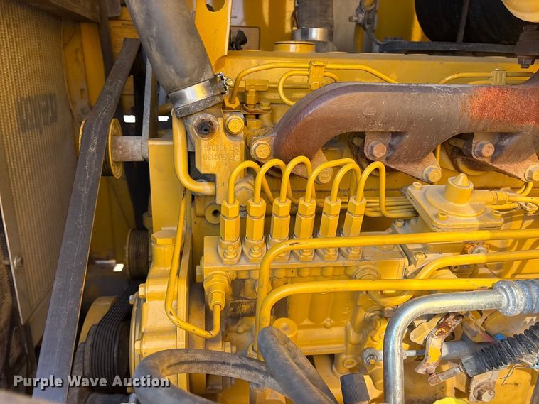 image for item FB8625 2002 John Deere 624H wheel loader