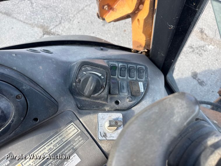 image for item FB8626 2013 Case 580 Super N backhoe