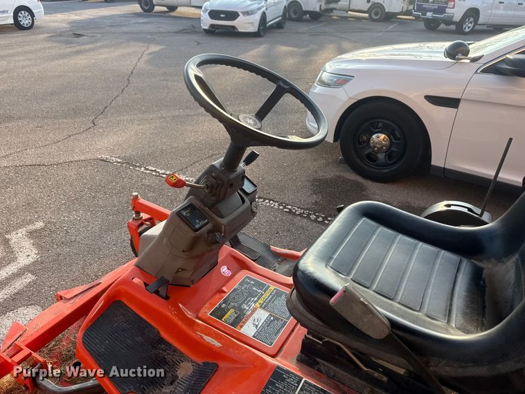 image for item FB8627 2005 Kubota F2560 lawn mower