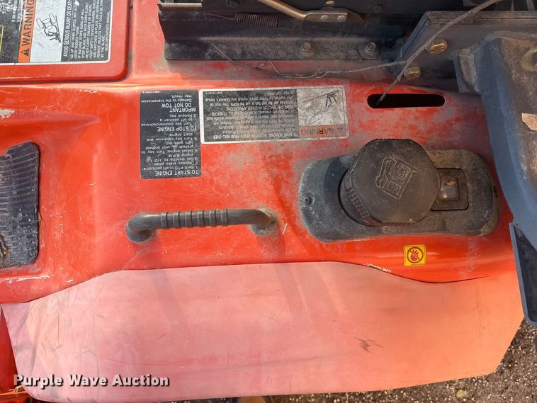 image for item FB8627 2005 Kubota F2560 lawn mower