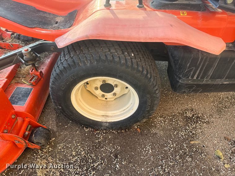 image for item FB8627 2005 Kubota F2560 lawn mower