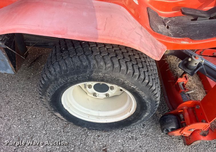 image for item FB8627 2005 Kubota F2560 lawn mower