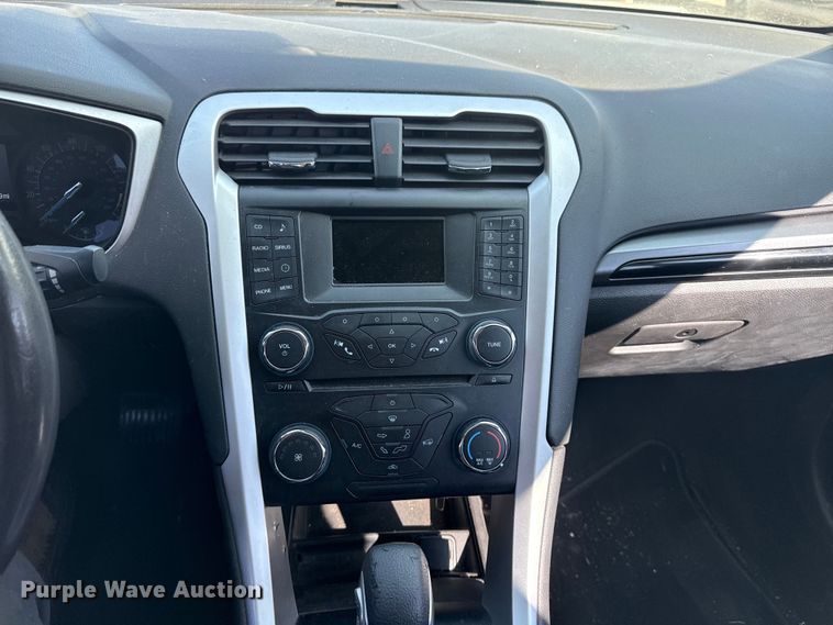 image for item FB8632 2014 Ford Fusion 