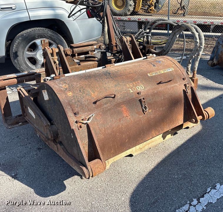 image for item FB8633 (2) asphalt planers