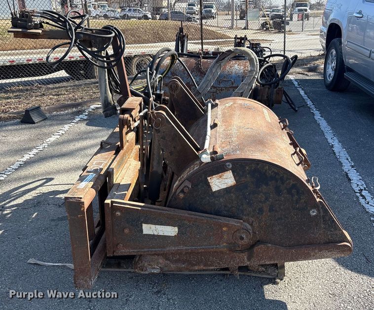 image for item FB8633 (2) asphalt planers