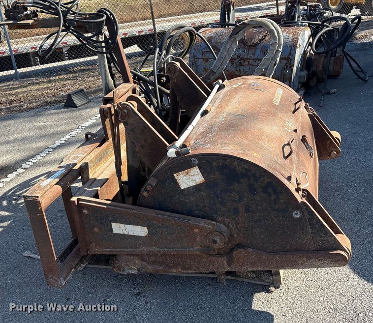 image for item FB8633 (2) asphalt planers