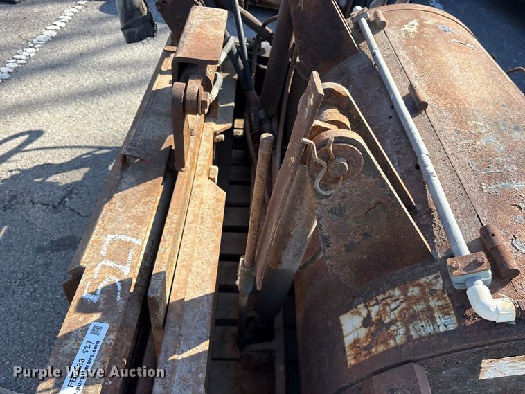 image for item FB8633 (2) asphalt planers