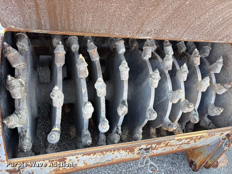 image for item FB8633 (2) asphalt planers