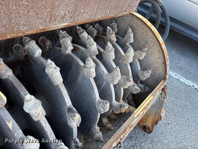 image for item FB8633 (2) asphalt planers