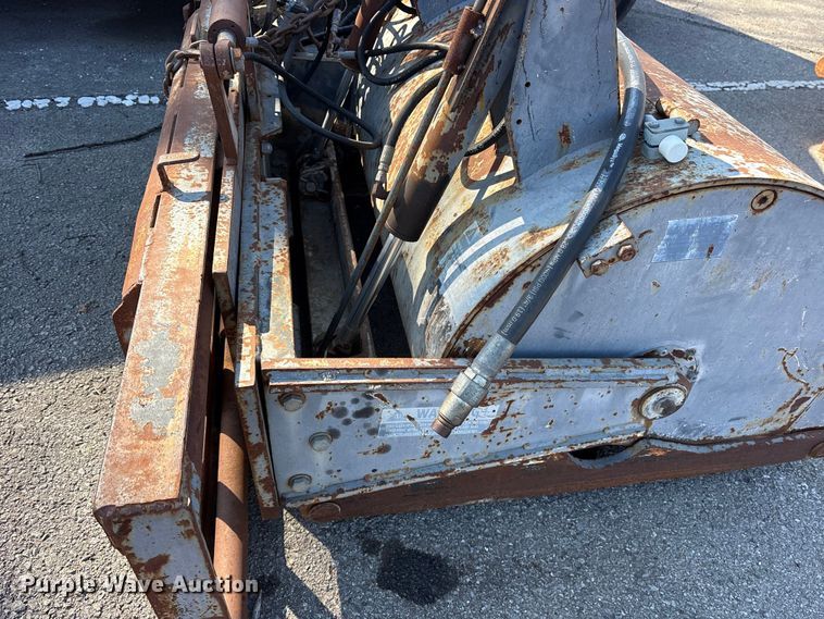 image for item FB8633 (2) asphalt planers