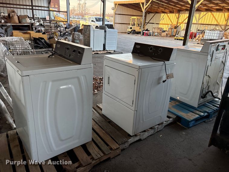 image for item FB8637 Washers and dryers