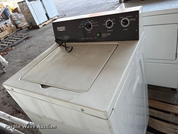 image for item FB8637 Washers and dryers