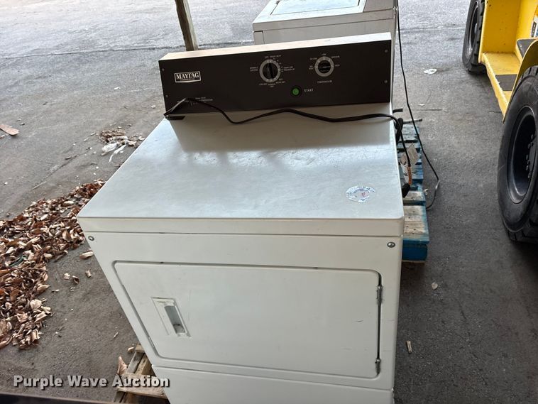 image for item FB8637 Washers and dryers