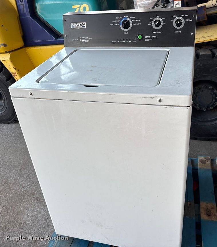 image for item FB8637 Washers and dryers