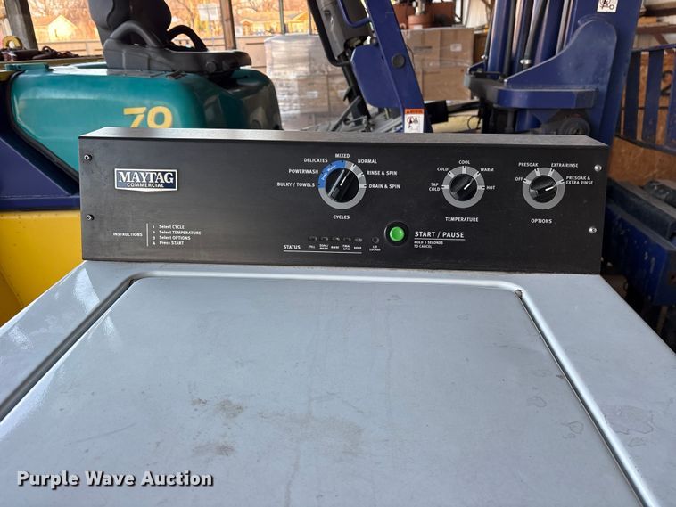 image for item FB8637 Washers and dryers