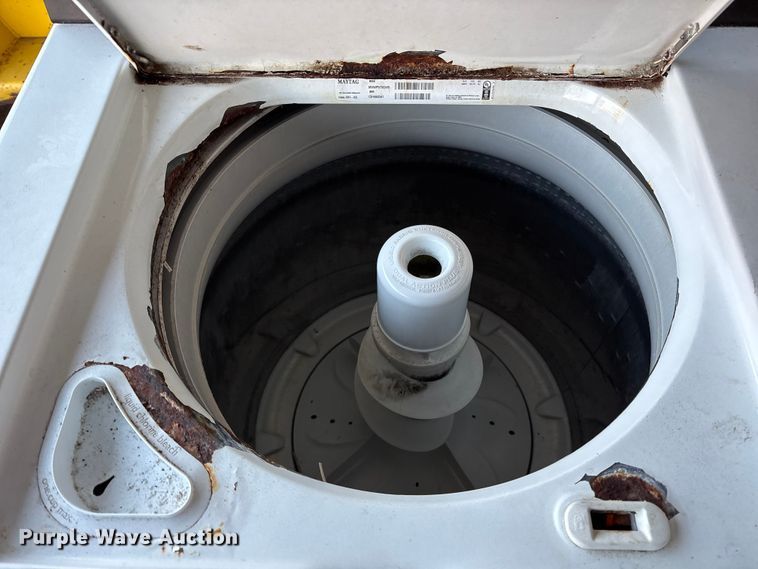 image for item FB8637 Washers and dryers
