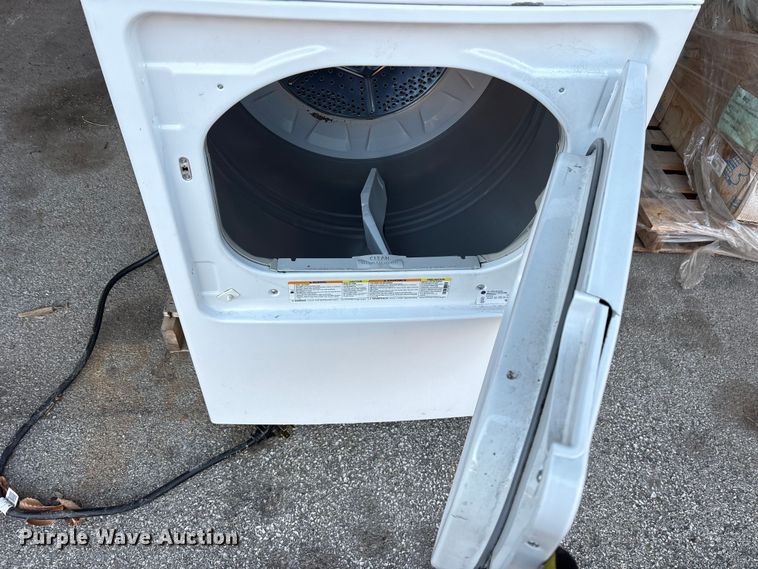 image for item FB8637 Washers and dryers