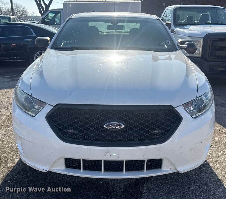 image for item FB8638 2015 Ford Taurus Police Interceptor 