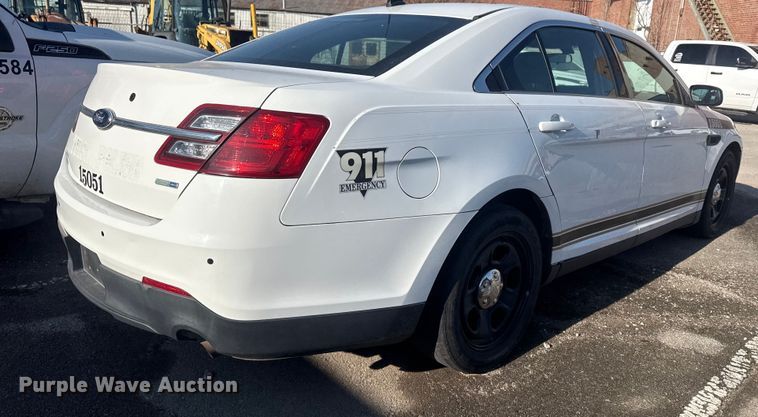 image for item FB8638 2015 Ford Taurus Police Interceptor 