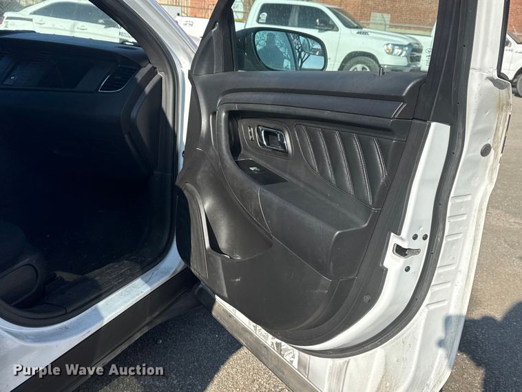 image for item FB8638 2015 Ford Taurus Police Interceptor 