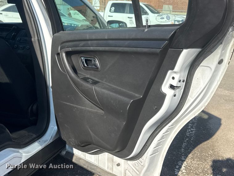 image for item FB8638 2015 Ford Taurus Police Interceptor 