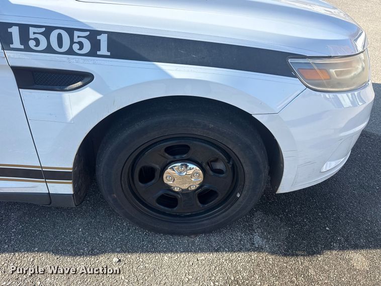 image for item FB8638 2015 Ford Taurus Police Interceptor 