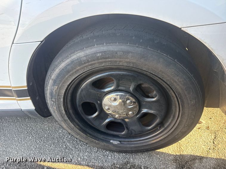 image for item FB8638 2015 Ford Taurus Police Interceptor 