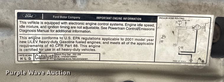 image for item FB8641 2001 Ford F250 Super Duty Ext. Cab utility bed pickup truck